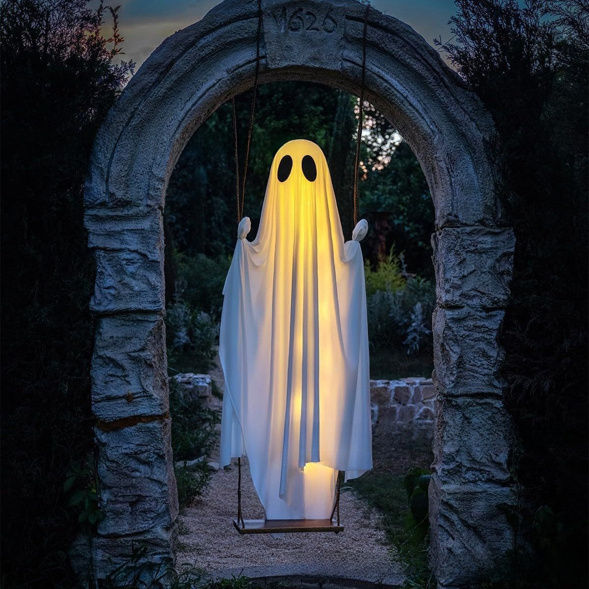 Glowing Hanging Ghost Light | Halloween Porch Decor